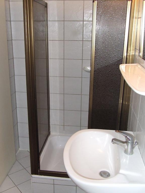Hotel Prima Piheno Miskolc Habitación foto
