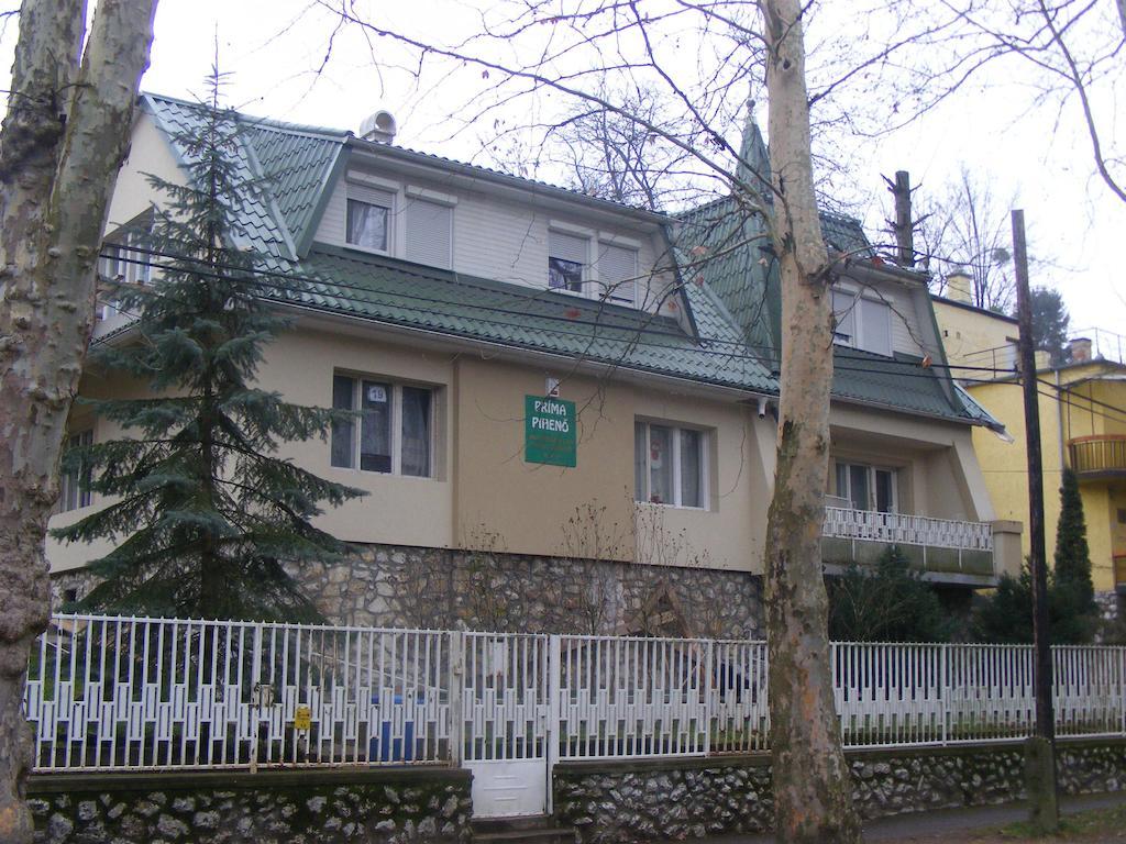 Hotel Prima Piheno Miskolc Exterior foto